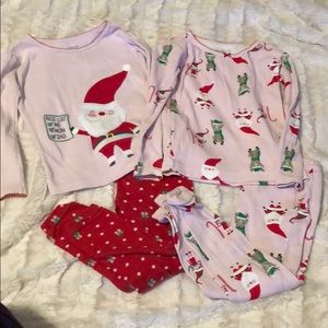 Set of Two Girls Christmas Pajamas